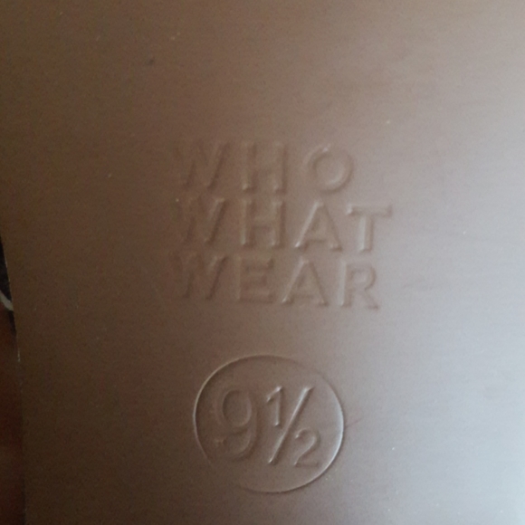 Sandals - Picture 5 of 5